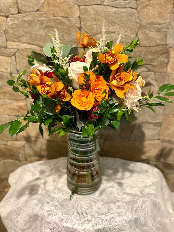 $225 Seasonal Fresh Flower Vase Arrangement