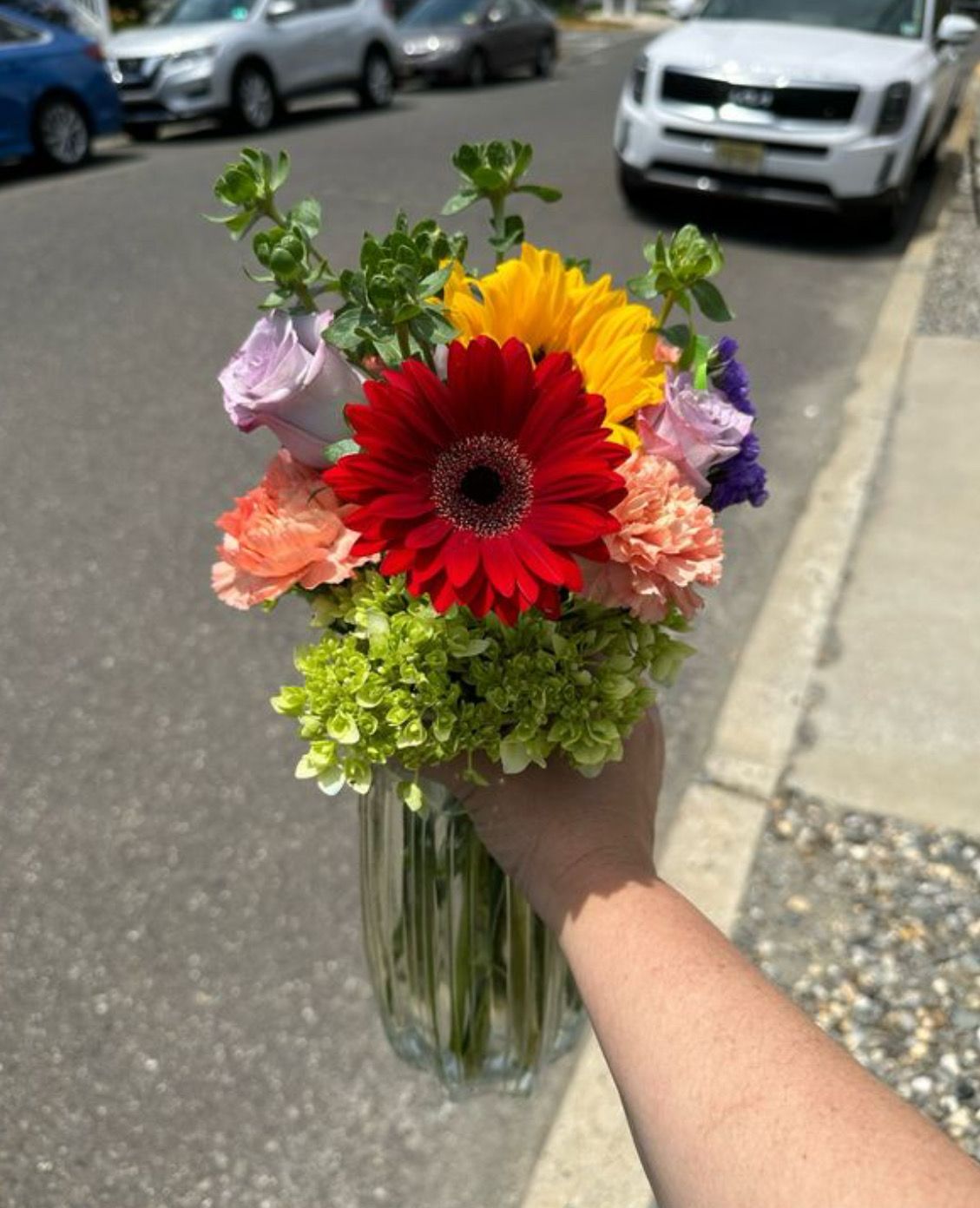 $55 Seasonal Fresh Flower Vase Arrangement - DESIGNER’S CHOICE NO SPECIAL REQUESTS