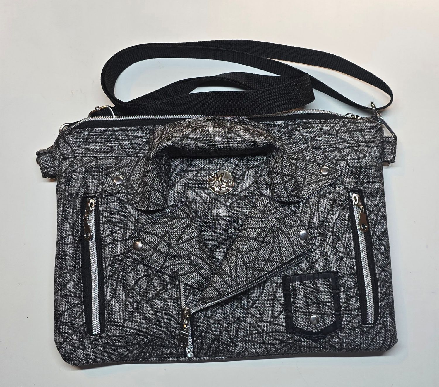 Ariadne Biker Clutch