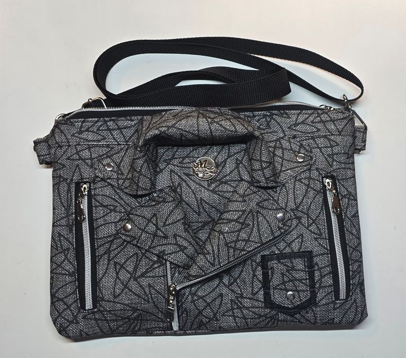 Ariadne Biker Clutch
