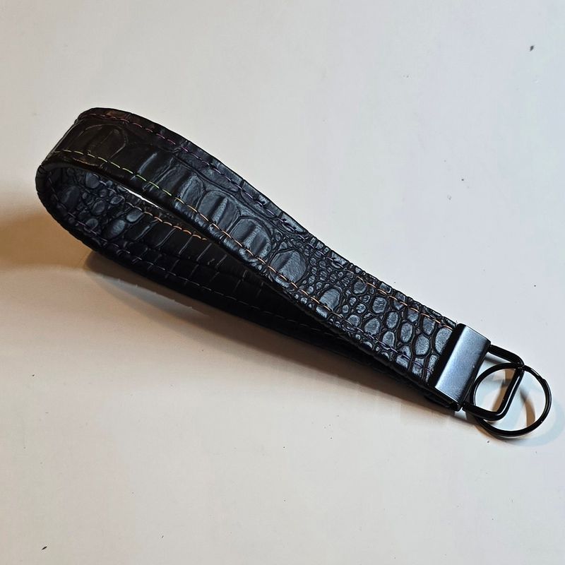 Key Fob Keychain Black Crocodile (3)