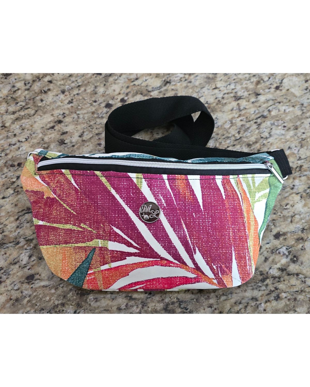 Waist bag - Neutral tropical