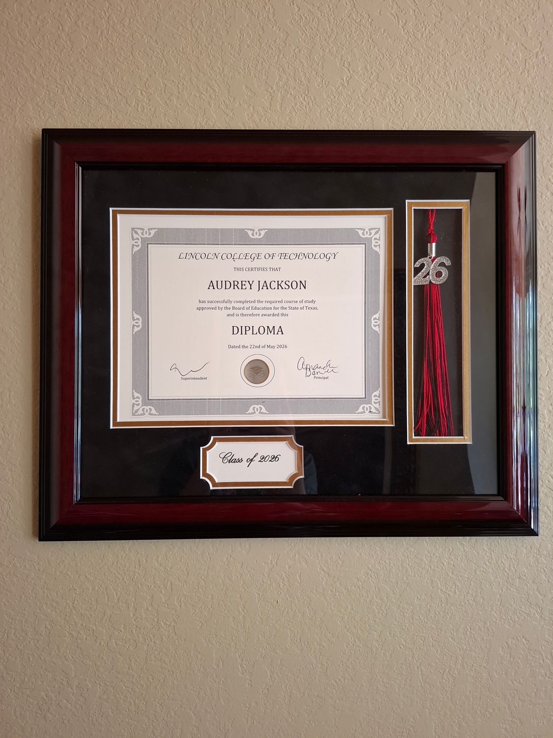 Exclusive Diploma Tassel Frame 2