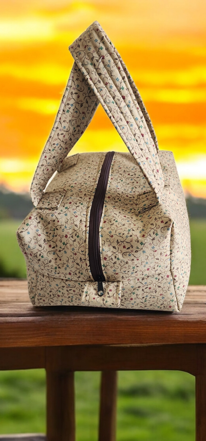 Travel makeup bag 