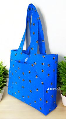 Yeirdesign blue XL totebag