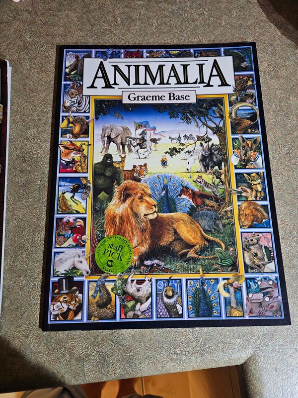Graeme Base - Animalia