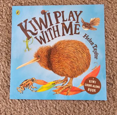Kiwi come play with me