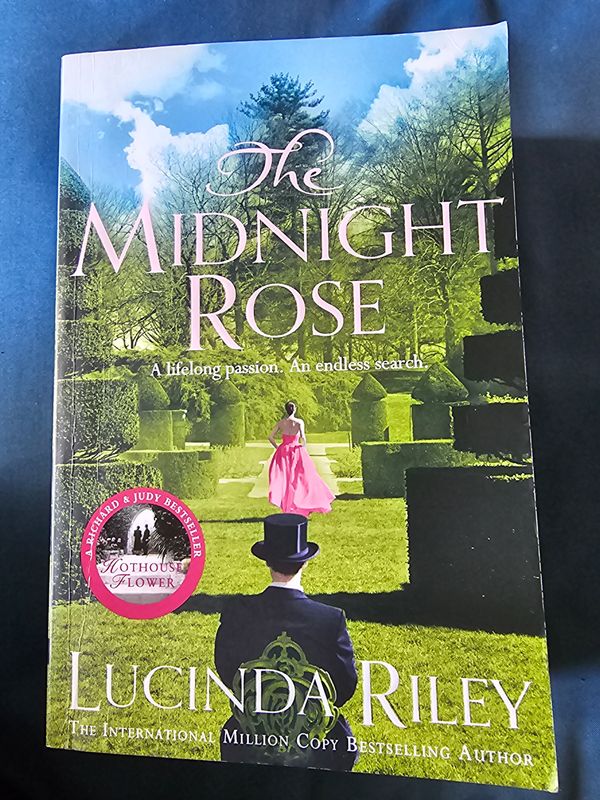 The Midnight Rose - Lucinda Riley