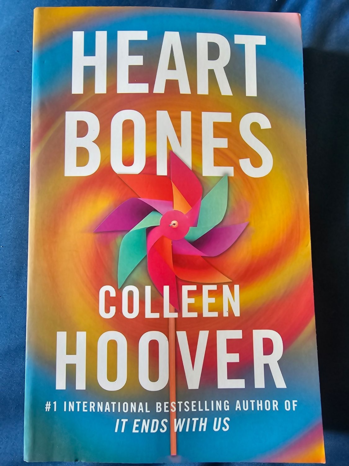 Heart Bones - Colleen Hoover