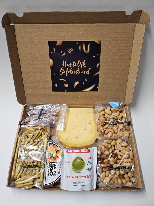 H1] Borrel Box met 7 verschillende lekkernijen | borrel snacks van de Zuivelhoeve met Mystery Card met persoonlijke (video)boodschap naar keuze