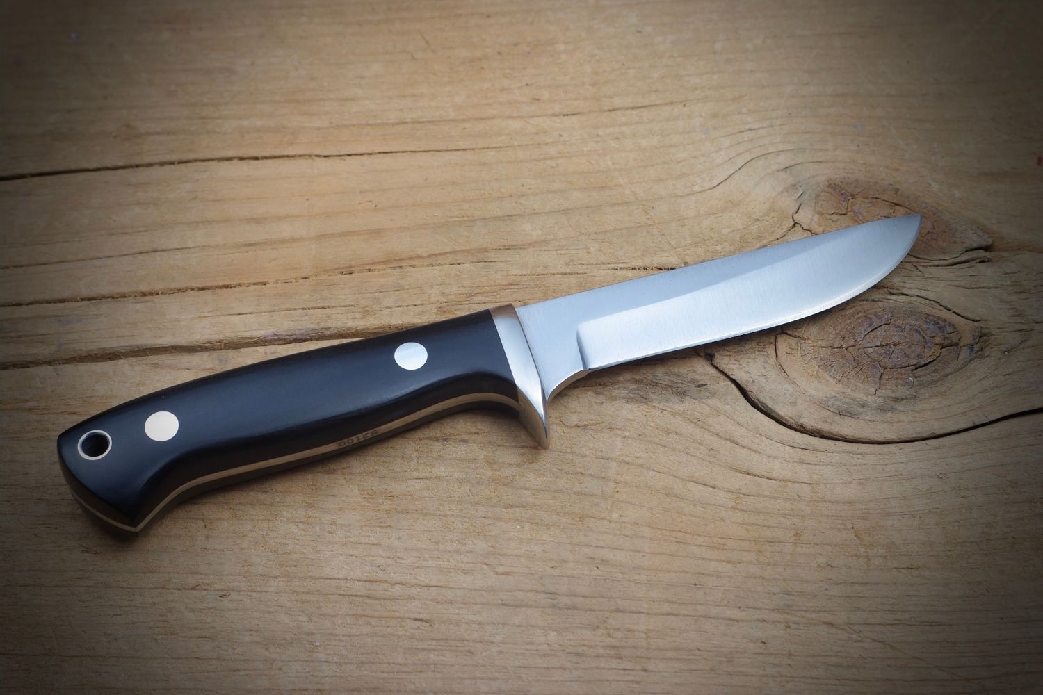 Black Micarta Guarded Hunter