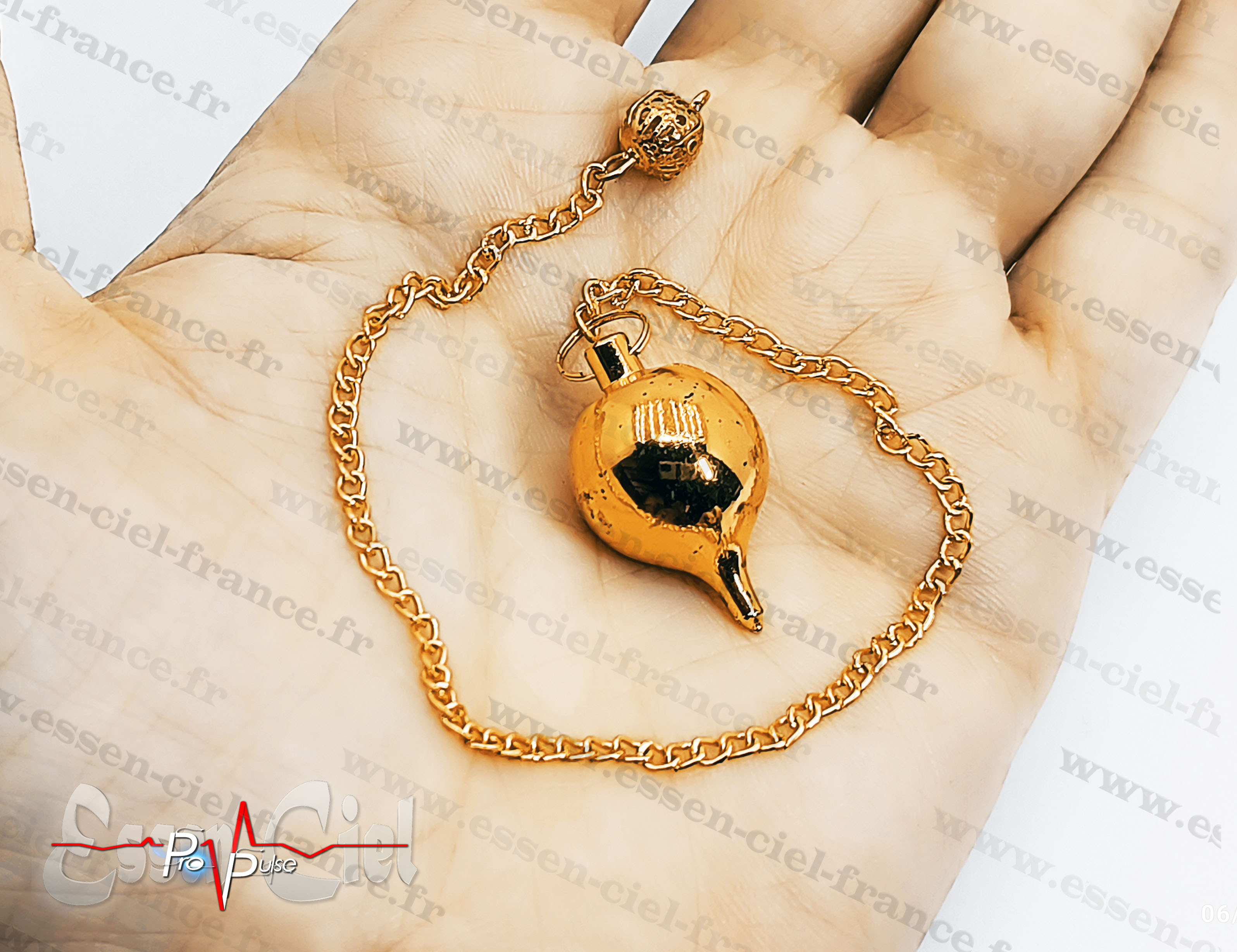 Pendule LUZY - MÉTAL DORÉ