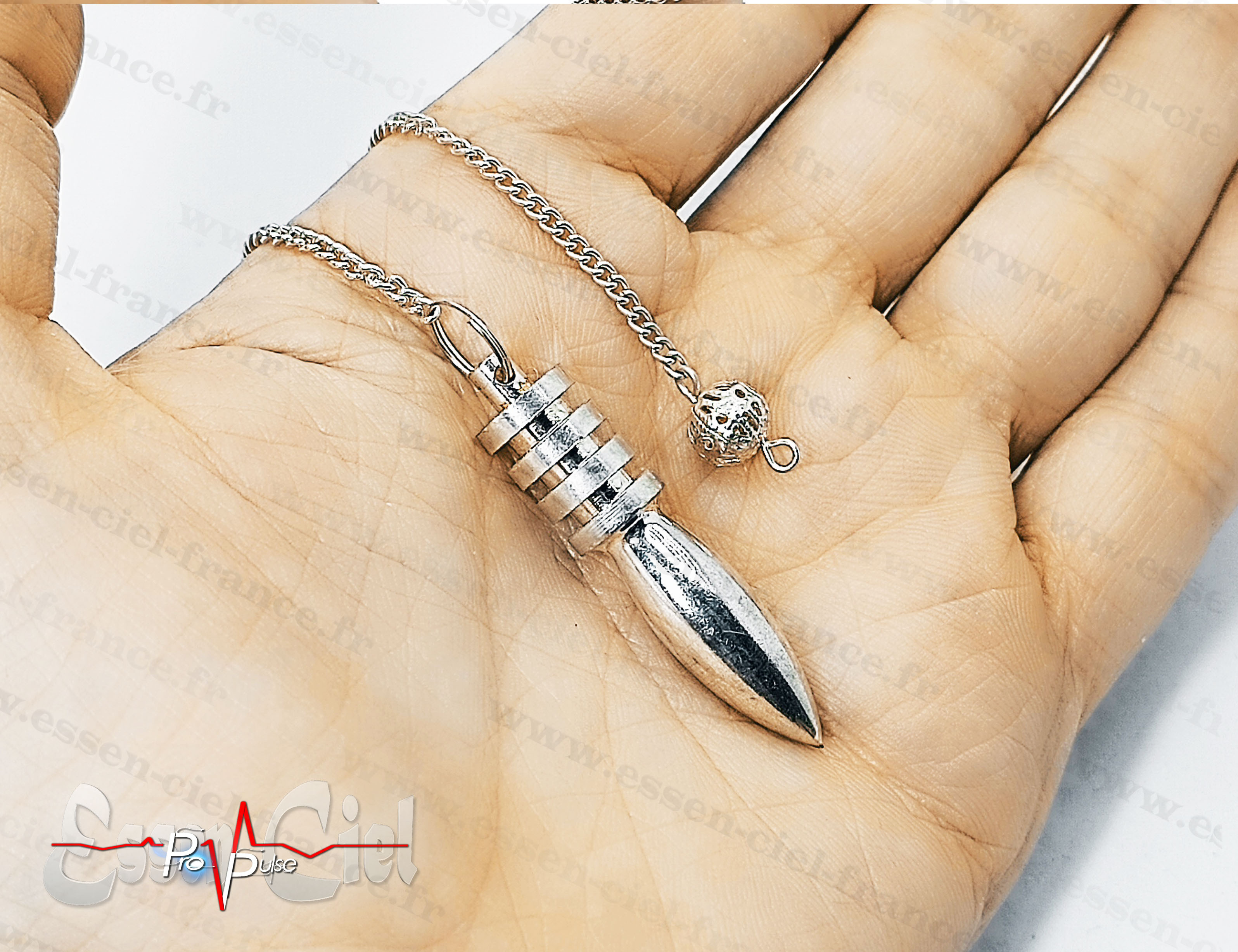 Pendule ÉGYPTIEN - MÉTAL ARGENTÉ