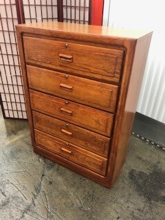 5 DRAWER DRESSER , SOLID OAK WOOD