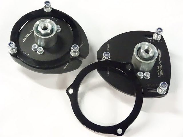 2 Piastre Camber Regolabili degli Ammortizzatori Anteriori:AUDI A3 (8P1) ,A3 Sportback (8PA) , TT (8J3) ,TT Roadster (8J9) ,  SEAT ALTEA (5P1) ,LEON (1P1) ,TOLEDO III (5P2),GOLF PLUS (5M1, 521) ,GOLF