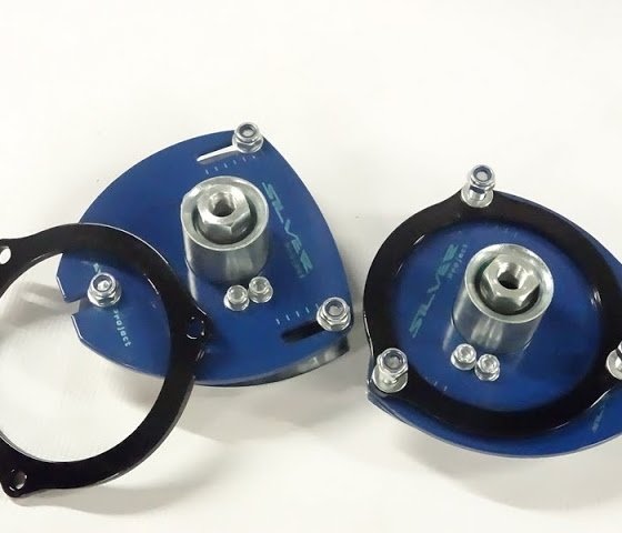 2 Piastre Camber Regolabili degli Ammortizzatori Anteriori:AUDI A3 (8P1) ,A3 Sportback (8PA) , TT (8J3) ,TT Roadster (8J9) ,  SEAT ALTEA (5P1) ,LEON (1P1) ,TOLEDO III (5P2),GOLF PLUS (5M1, 521) ,GOLF