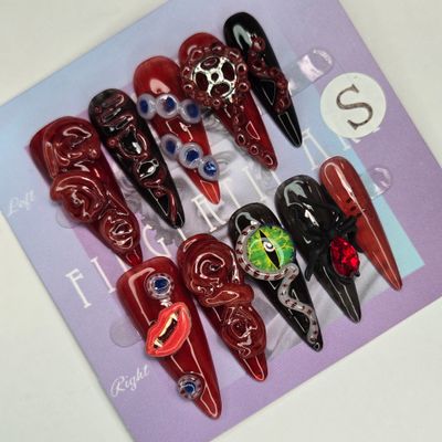 Horror-Inspired Press-On Nails w/3D Tentacles, Eyes and Fangs - S