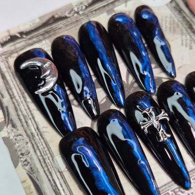 3D Sculpted Galaxy Press-On Nails with Moon &amp; Cross Charms - S