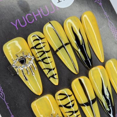 3cm Yellow and Black Press-On Nails with Dripping Eye Charm - M