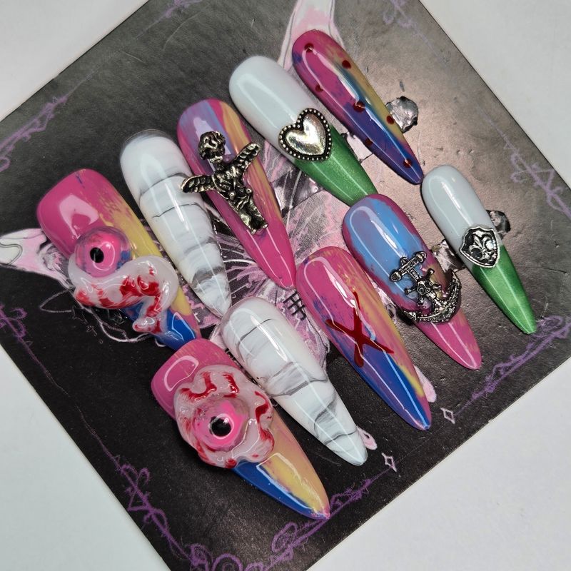 astel Horror Press-On Nails with 3D Eyeball and Charms - S