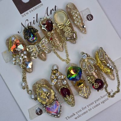 Golden Elegance 3D Luxury Press-On Nails - S