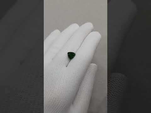 2.15 ct.	Tsavorite trilion/ Тсаворит триллион  (арт. 0208)