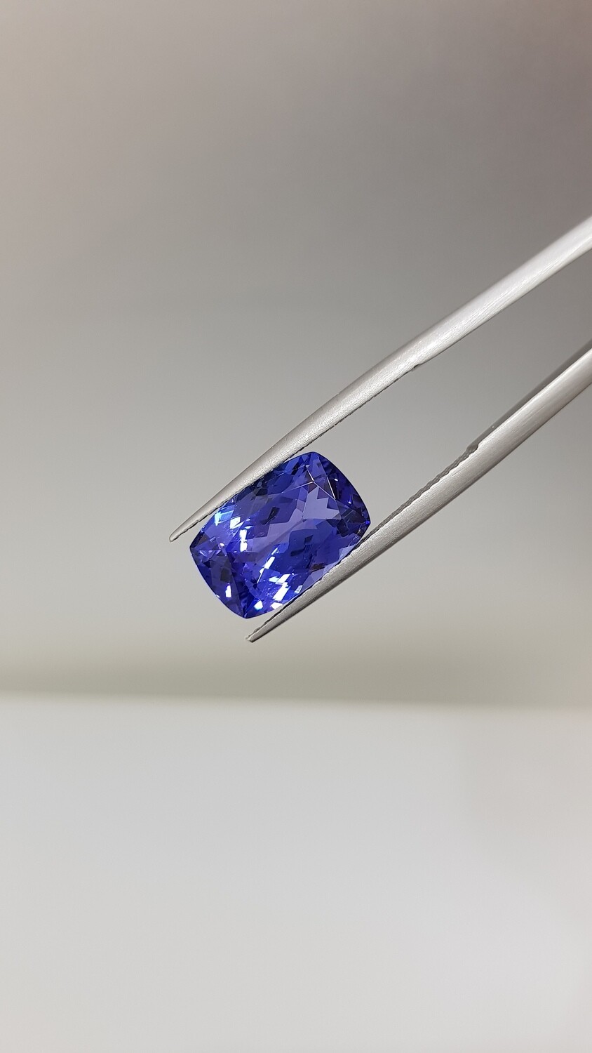 4.71 ct.	Tanzanite fancy/ Танзанит фэнси (арт. 0013)