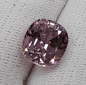 5.22 ct.	Spinel cushion/ Шпинель кушон (арт. 0067)