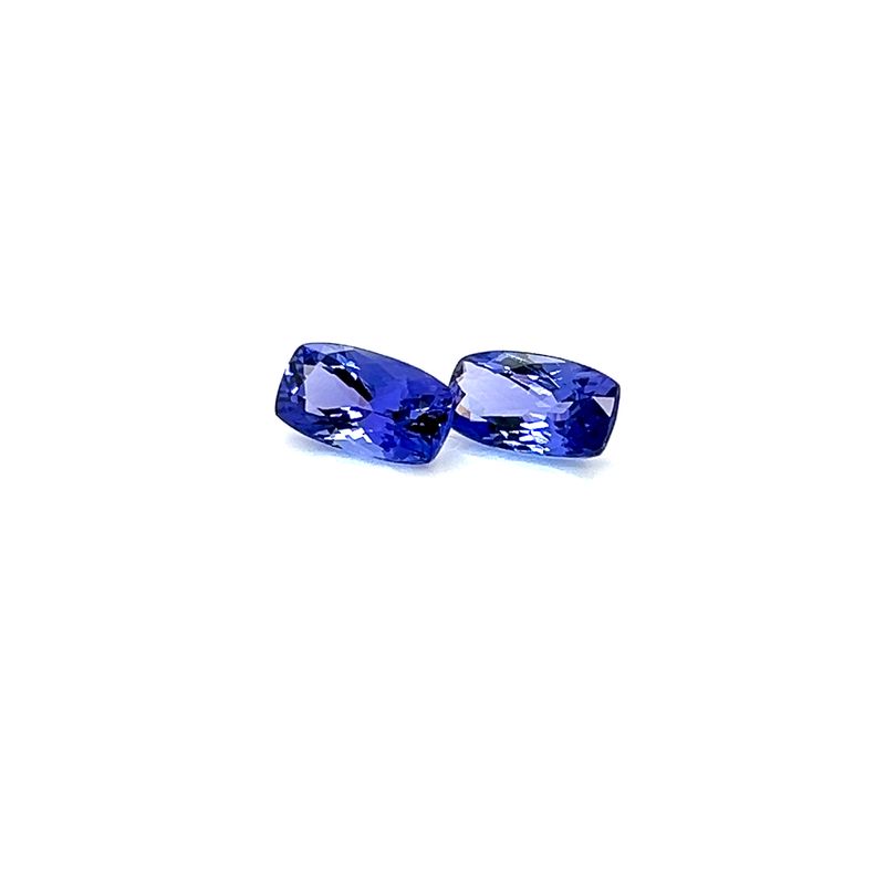 3.69 ct./2 Танзанит природный термообработанный (арт. 0507)