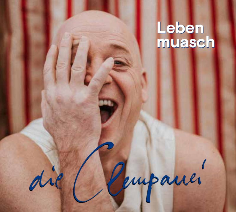 Unser neues Album "Leben muasch" als CD + die CD "Die Clempanei am Wallersee" verpackt im Taschenbuchformat. Beide auch mit QR-Code für den digitalen Musikdownload.