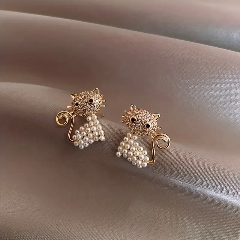 Cute Rhinestone Pearl Cat Stud Earrings