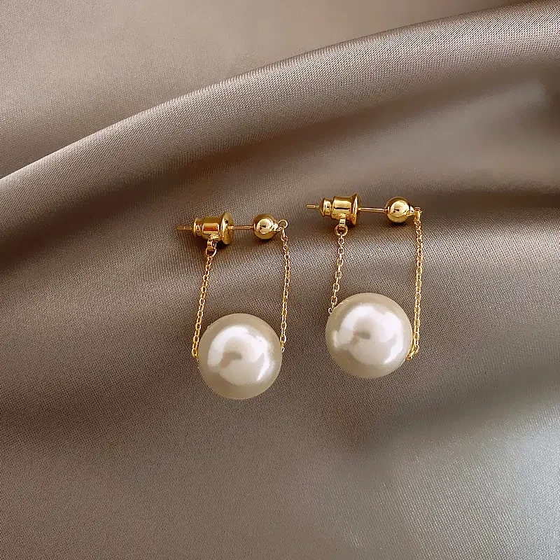 Elegant Pearl Drop Earrings