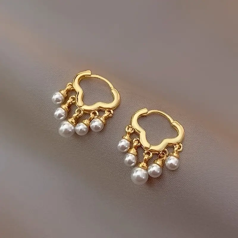 Cloud Tassel Faux Pearl Earrings