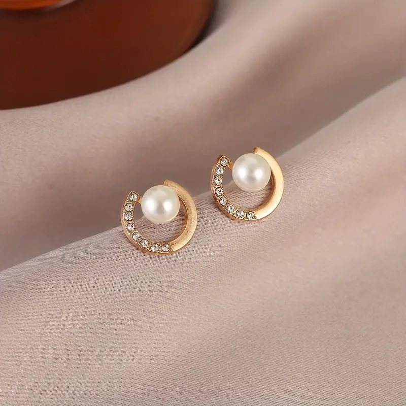 3 Pairs Of Different kind Of Fashion Earrings