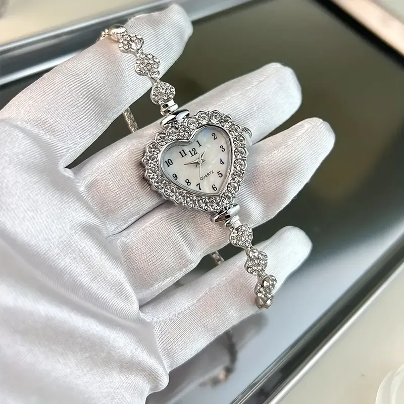 Women&#39;s Watch Luxury Rhinestone Heart Pointer Quartz Watch Elegant Fashion Analog Adjustable Bracelet Wrist Watch