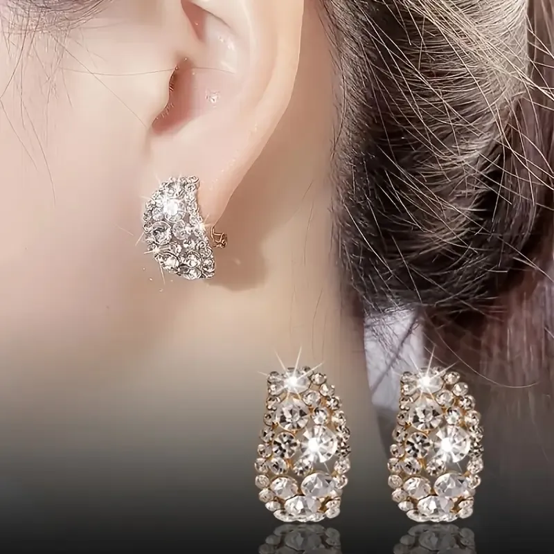 White 1 Pair Gorgeous Synthetic Rhinestone Earrings, Alloy with Copper Ear Needle, Mixed Color Glass Mosaic, Luxury Fashion Jewelry for Women.