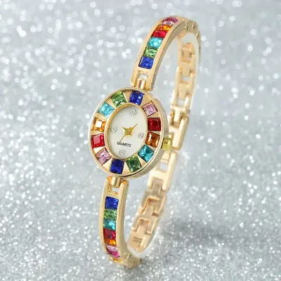 1pc Fashionable Oval Quartz Wrist Watch for Women.