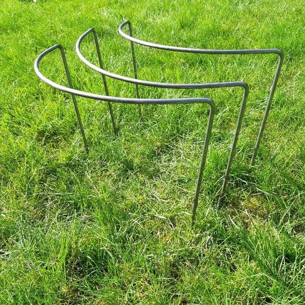 Small Metal Curved Plant Support 6mm 3 PACK