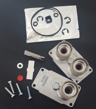 KIT MONTAGGIO ADATTATORE DUE USCITE