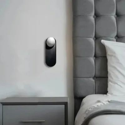 Uno Opal Orb Wall Light