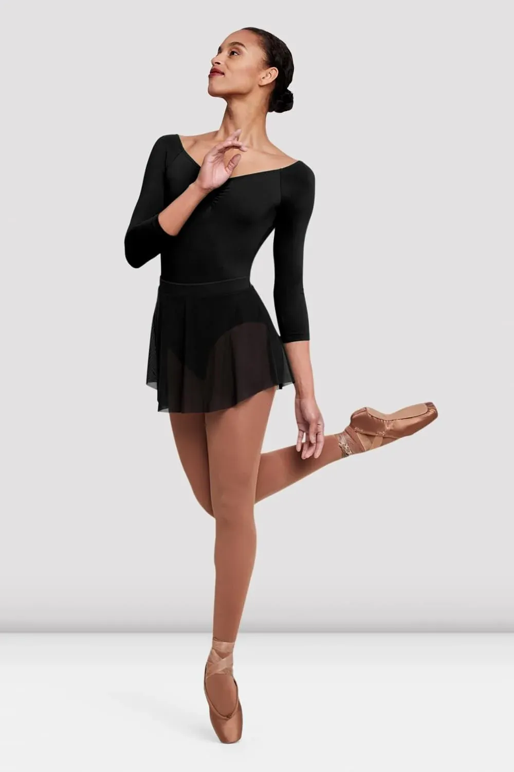 R4211 Mesh Pull On Skirt