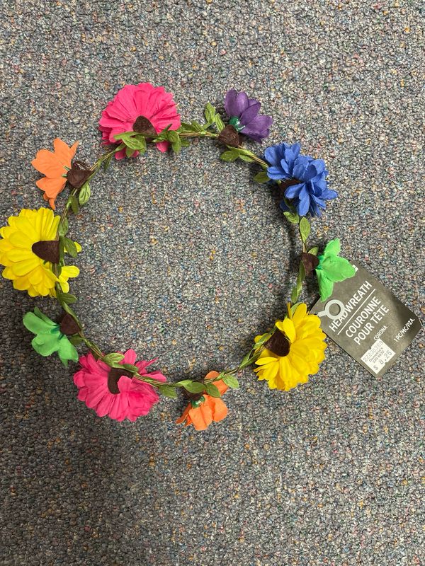 845897 Floral Headwreath