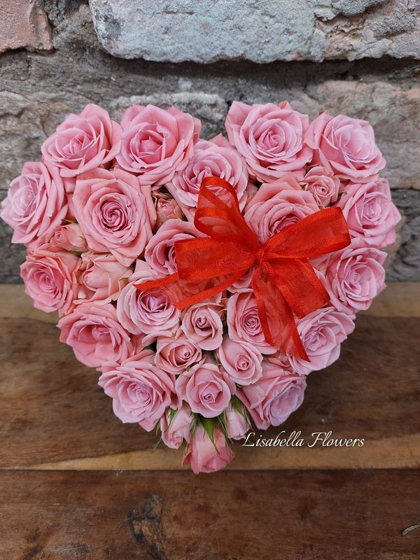 Luxury Pink Roses Heart