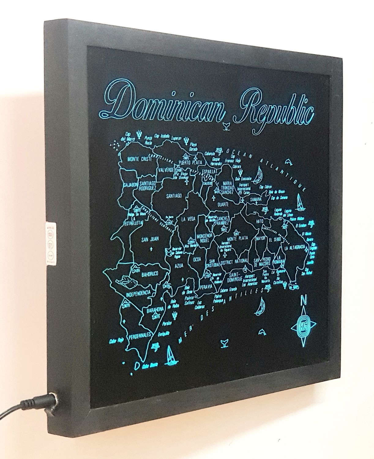 LED Gift Map of the Caribbean Island of the DOMINICAN REPUBLIC, Map Sizes:: Medium 505mm (19-7/8&quot;)w x 450mm (17-3/4)h