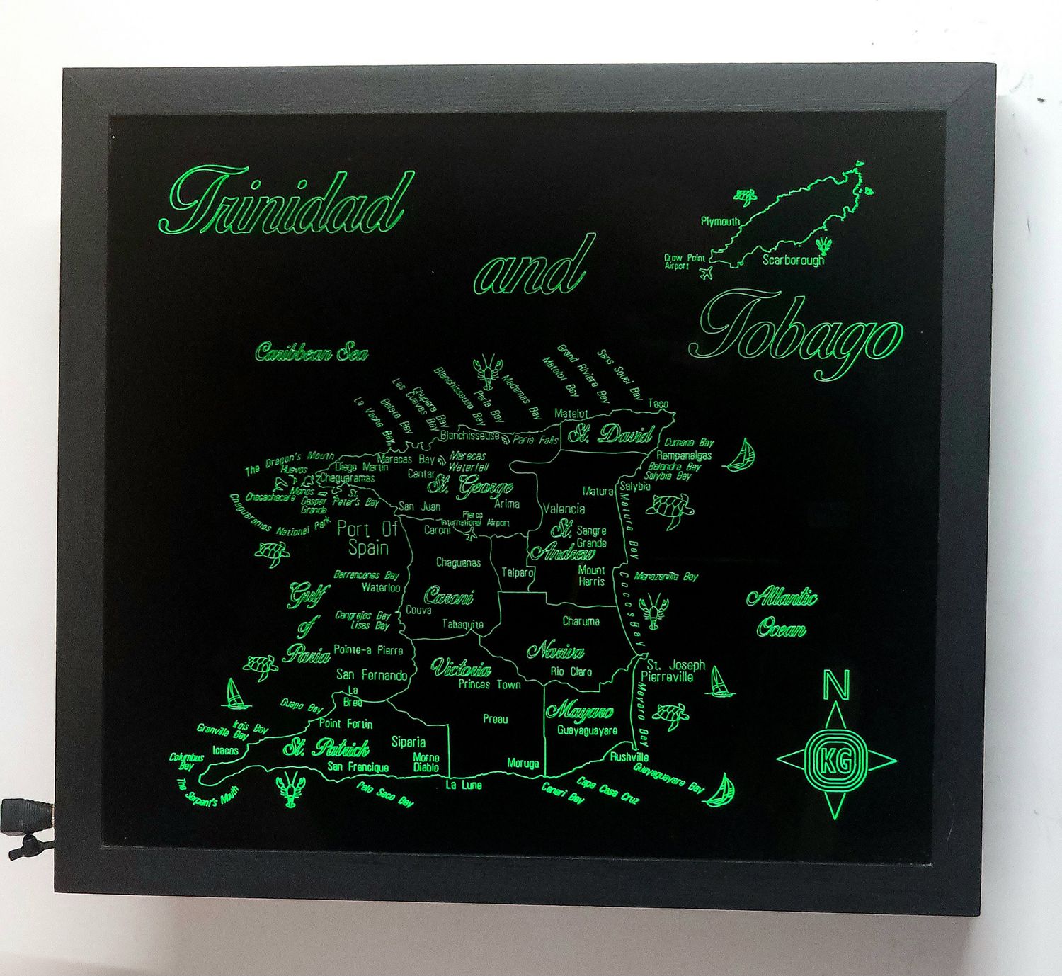 LED Gift Map of the Caribbean Islands of TRINIDAD and TOBAGO, Map Sizes:: Medium 505mm (19-7/8&quot;)w x 450mm (17-3/4)h