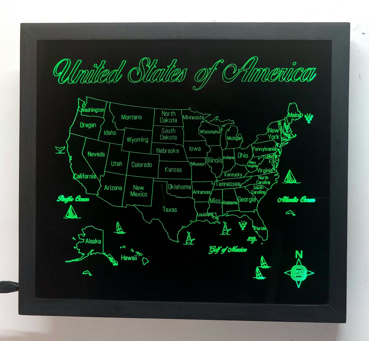 LED Gift Map of the UNITED STATES of AMERICA, Map Sizes:: Medium 505mm (19-7/8&quot;)w x 450mm (17-3/4)h