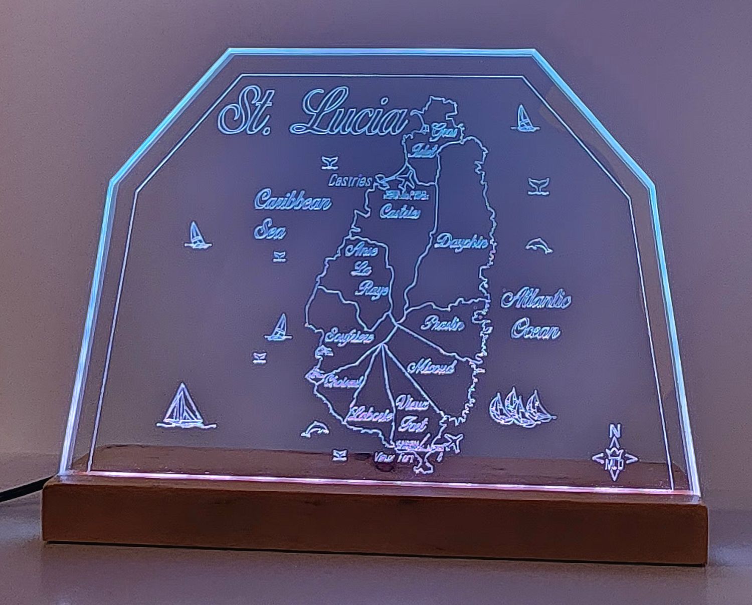 LED Plaque Gift Map of the Beautiful Caribbean Island of ST. LUCIA 🇧🇸