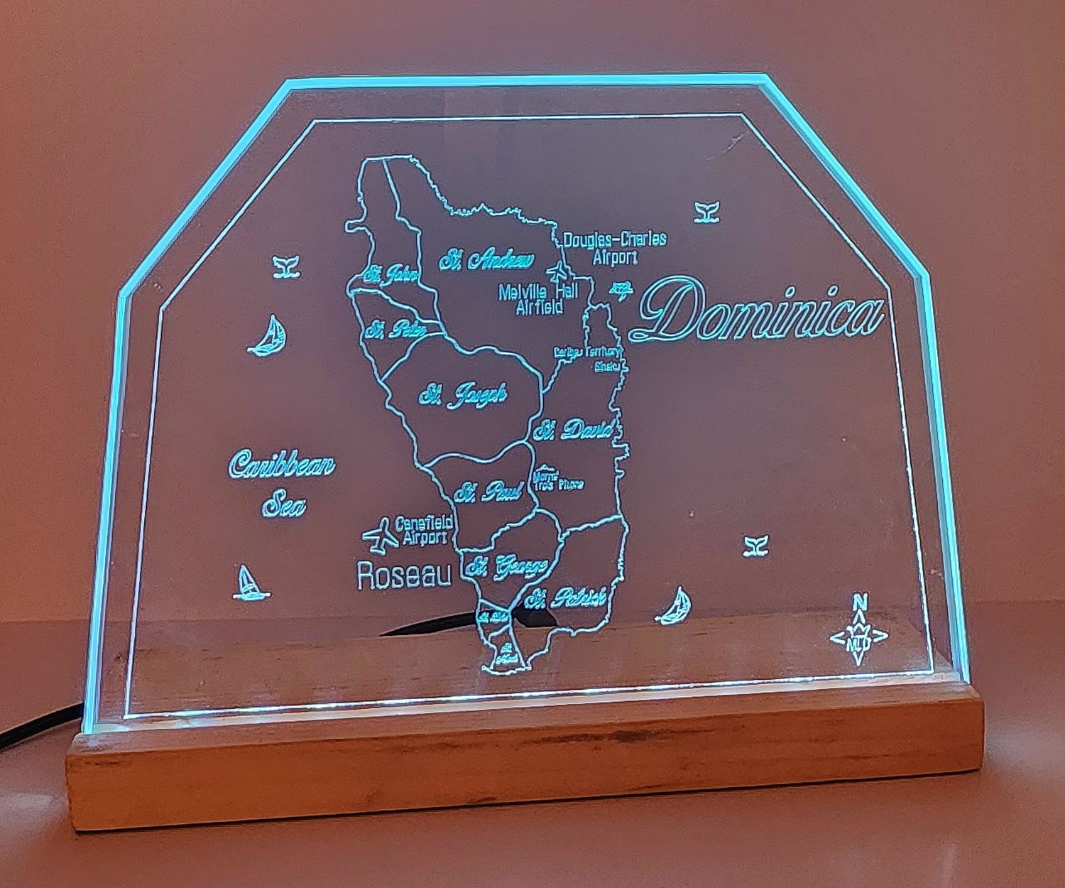 LED Gift Map of the Beautiful Caribbean Island of DOMINICA 🇩🇲