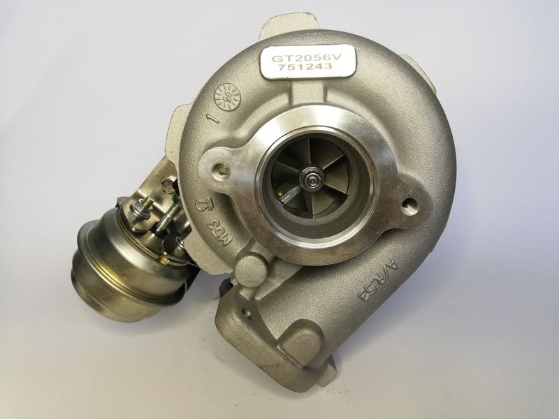 TURBOCARGADOR GT2056V  - MOTOR YD25DDTI  - CILINDRADA 2.5 CC