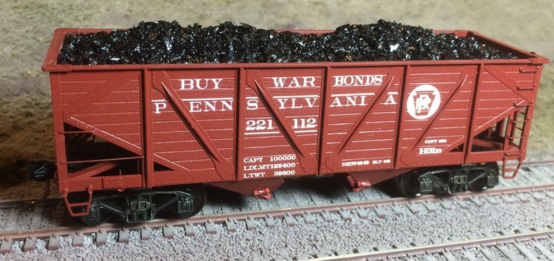 HO - Accurail 2-Bay Hopper